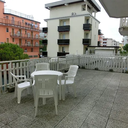 Ca' Bianca Apartment *